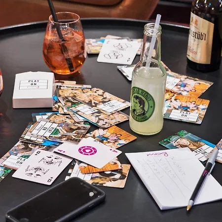 Moxy Hotel 3*