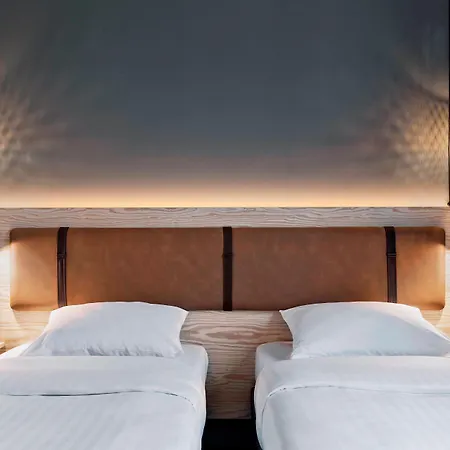 فندق Moxy دارمشتاد