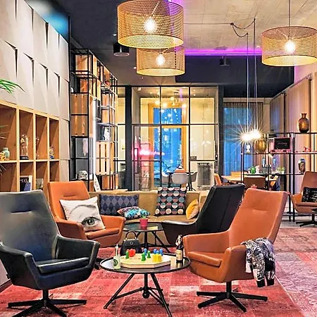 Otel Moxy